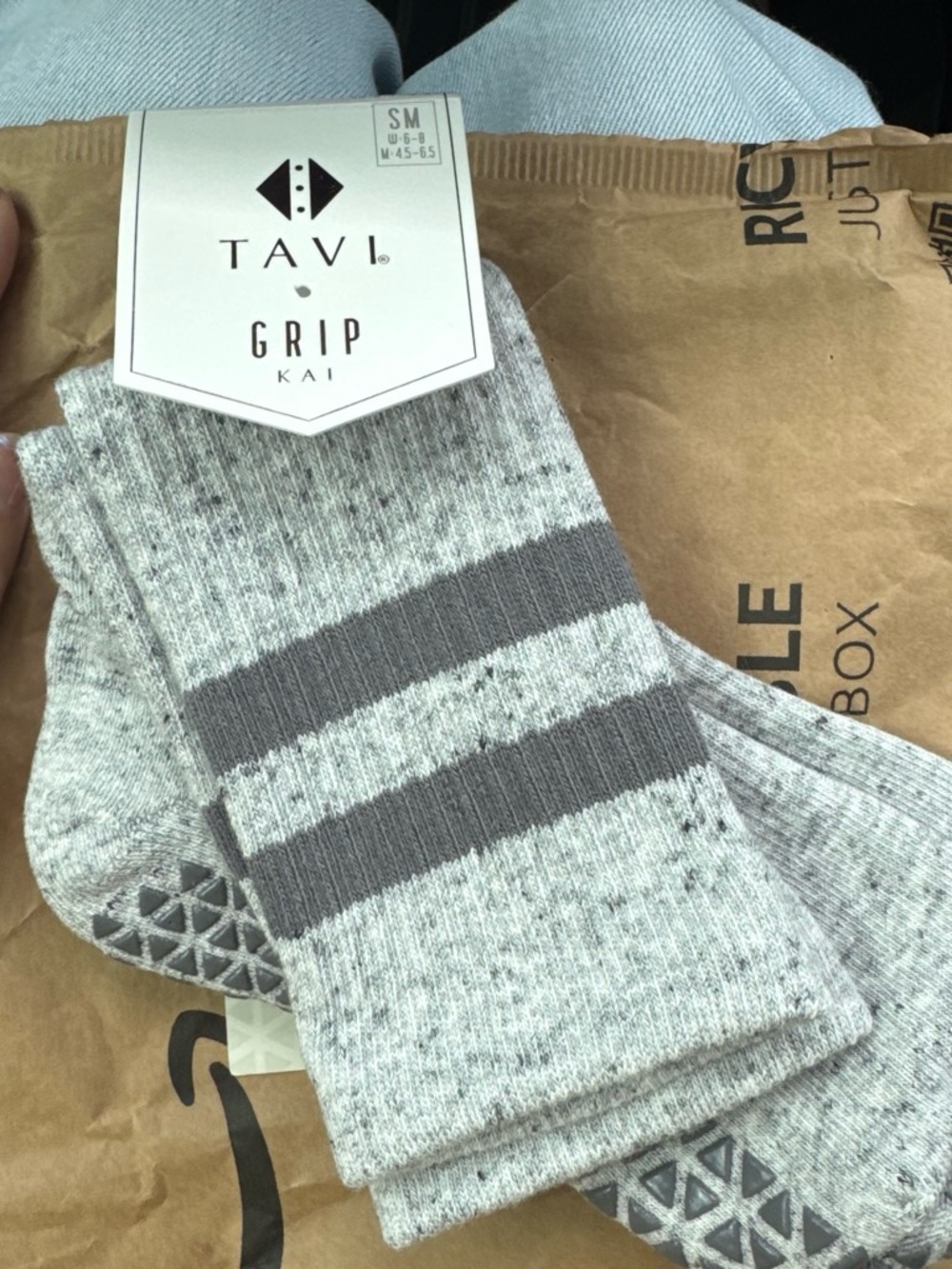 Tavi Grip Kai Men's Non-Slip Pilates Grippy socks Athletic Socks - Heather Gray